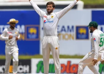 Twitter Reactions: Shaheen Afridi scores three goals in his first Test since his comeback, and Dhananjaya de Silva's performance helped Sri Lanka score 242 runs on Day 1.
