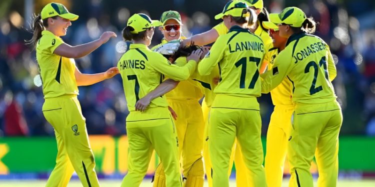ENG-W vs. AUS-W in the Women's Ashes in 2023 Match Prediction: Who will prevail in today's second ODI?