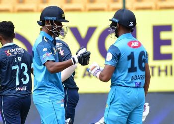 Maharaja Trophy KSCA T20 2023: Day 1 saw Hubli Tigers overcome Mysuru Warriors and Gulbarga Mystics dominate Bengaluru Blasters.