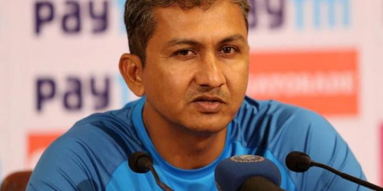 Against Sanjay Bangar, a left-arm seam bowler, Indian hitters must score runs between mid-off and mid-on.