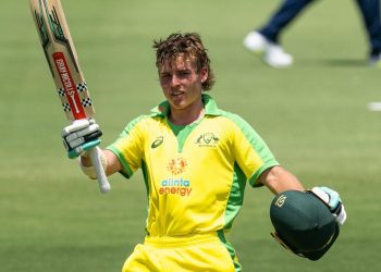 Australia Under-19 star Harry Dixon joins Melbourne Renegades for the next BBL season.