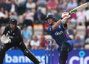 Trent Boult's 100th ODI, Liam Livingstone's greatest score, and other statistics from the second ODI between England and New Zealand