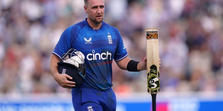 According to Liam Livingstone, England can defend its World Cup crown because of their wealth of expertise.