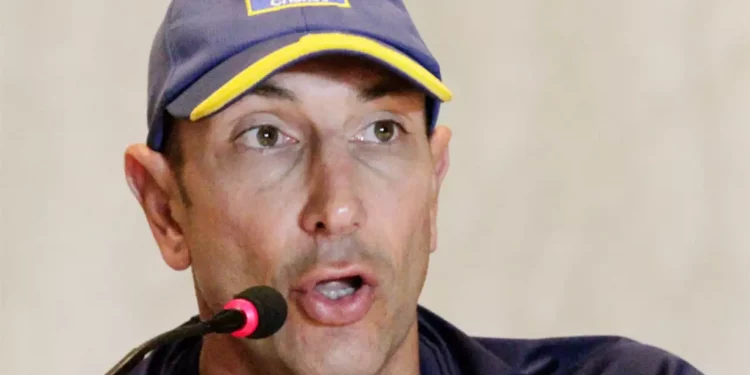 The hitters from Bangladesh didn't make the proper choices at the right time. Nic Pothas