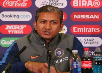 In advance of the third Australia ODI, Sanjay Bangar stated, "The main wicketkeeper will be a big point."