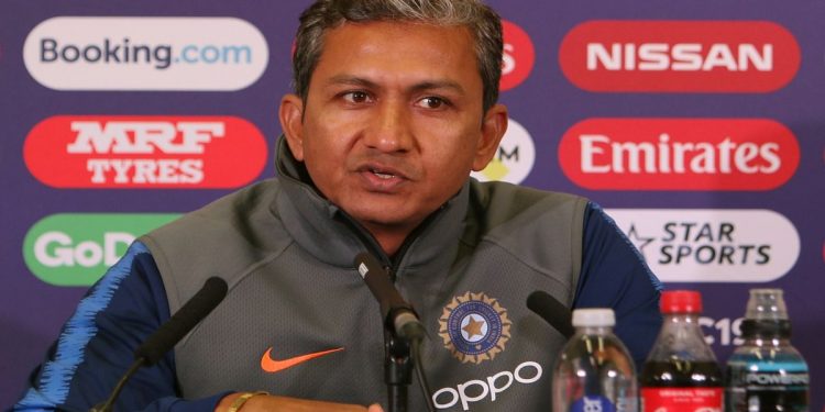 In advance of the third Australia ODI, Sanjay Bangar stated, "The main wicketkeeper will be a big point."