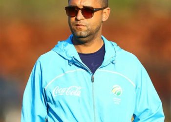 In anticipation of the SA2024, MI Cape Town names Lasith Malinga as bowling coach and Robin Peterson as head coach.