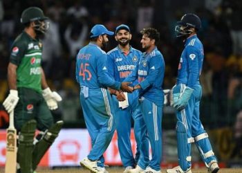 The combination of Kohli, Rahul, and Kuldeep thrash Pakistan by 228 runs.