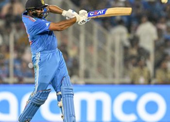 World Cup 2023 ODI between India and Pakistan: Shot of the Day: Rohit pulls Shaheen over backward square leg in signature style.
