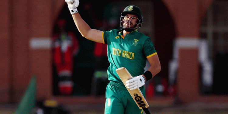 Shot of the Day: Aiden Markram's incredible flying upper cut against Haris Rauf during Pakistan vs. South Africa in the 2023 ODI World Cup