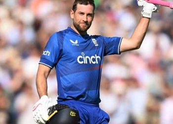 Dawid Malan scores his sixth century in the shortest amount of time in ODI history.