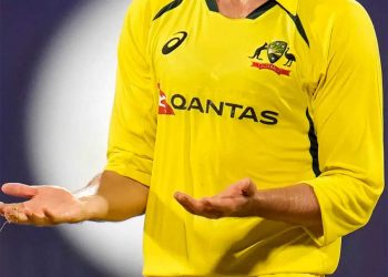 Because of a recurrent calf ailment, Ashton Agar is unlikely to travel with India.