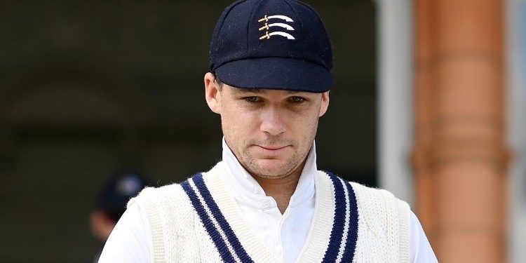 Using the controllables, Peter Handscomb breaks the Australian Test Code