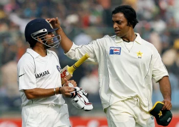 Following India's outstanding performance against Pakistan, Sachin Tendulkar makes a subtle jab at Shoaib Akhtar's trending tweet.