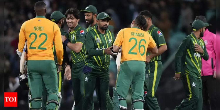 Live Updates: Match 26 of the 2023 ODI World Cup between South Africa and Pakistan, including news, memes, injuries, and other updates.