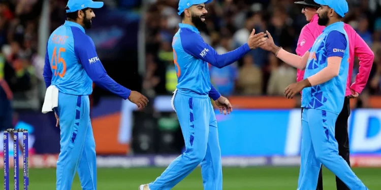 Irfan Pathan and Shane Watson gave India advise prior to the semi-final, saying, "Just keep doing what you have done."