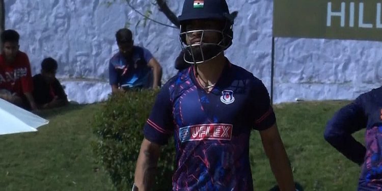 Uttar Pradesh loses the Syed Mushtaq Ali Trophy despite Rinku Singh's valiant efforts.Uttar Pradesh loses the Syed Mushtaq Ali Trophy despite Rinku Singh's valiant efforts.