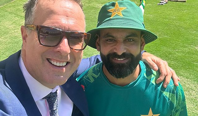 After a disagreement online, Michael Vaughan shares a selfie with Muhammad Hafeez.