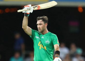 Glenn Maxwell delivers an entertaining dose of on-field commentary, saying things like, "Haris Rauf never listens, always bowls bouncer."
