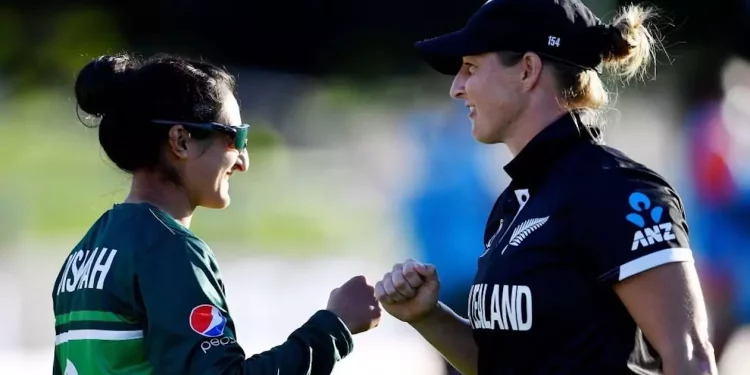 First ODI Review: New Zealand clinically sinks Pakistan in the first game of the series