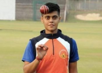 I must exhibit adaptability in my bowling technique in order to perform proficiently with both new and worn-out balls. Kashvee Gautam