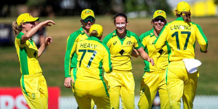 Australia selects white-ball teams to play South Africa, dubbed "formidable."