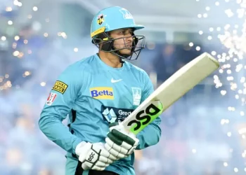 Usman Khawaja, Marnus Labuschagne, and Alex Carey will return to their clubs in the BBL in 2024 after serving their countries.