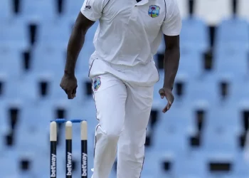 Kemar Roach discusses his role as a mentor for the West Indies team.