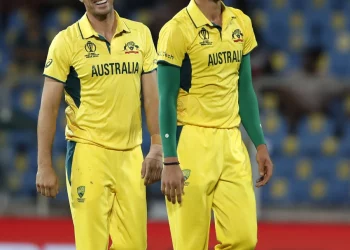 Regarding Mitchell Starc and Pat Cummins' historic IPL contracts, Chris Morris said, "Brings additional pressure but they can handle it."