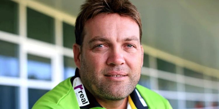 Jacques Kallis discusses the debate surrounding the Newlands pitch.