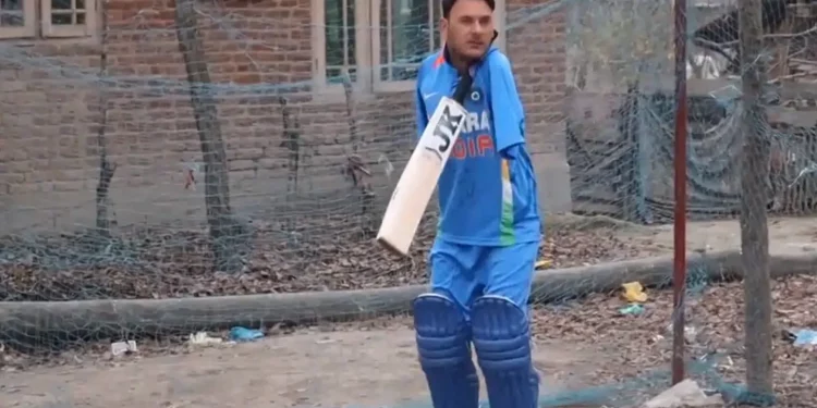 Proud with para-cricketer Amir Hussain commitment, Sachin Tendulkar said he'll get a shirt named after him.