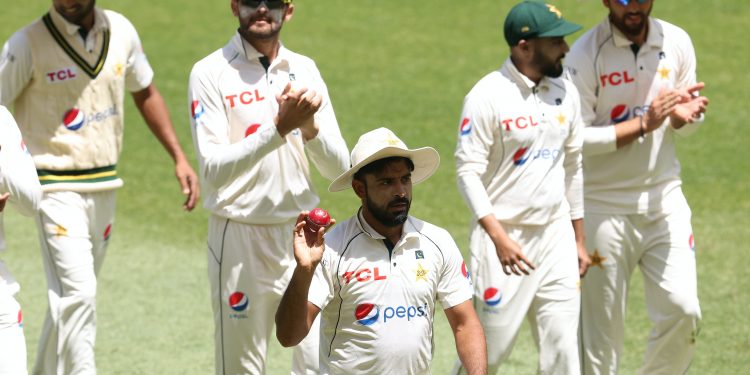 Aamer Jamal valiant bowling display