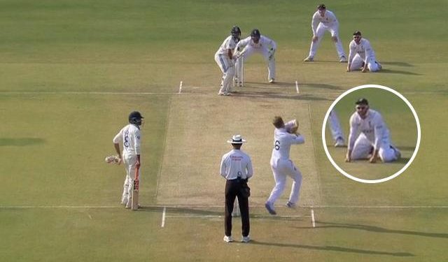 Jonny Bairstow fields on his knees during IND vs. ENG in Rajkot; the photo gets viral.