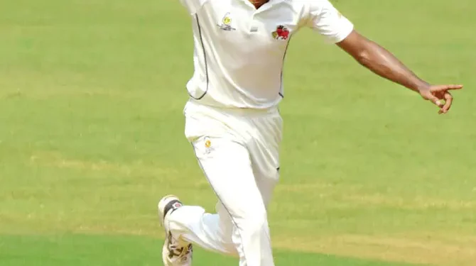 Following Mumbai's final Ranji Trophy league match, Dhawal Kulkarni is expected to announce his retirement.