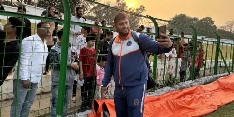 With a peck to the 22-yard strip, Saurabh Tiwary ends his cricket career.