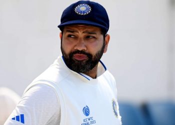 After India's comeback on Day 3, Nick Knight praises Rohit Sharma, saying "captained the side really well."
