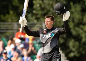 Finn Allen to auction limited-edition shirt to raise funds for Cancer Society New Zealand