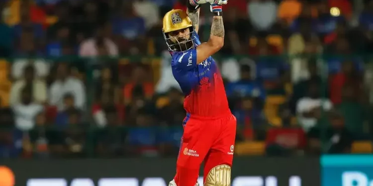 AB de Villiers comments on Virat Kohli not finishing the match against PBKS: "He'll be analysing tonight in his room."