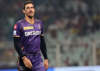 Mitchell Starc will be a bowler to watch out for throughout the IPL once he starts to develop that inswing: Irfan Pathan