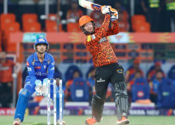 Shot of the Day: Hardik Pandya is left speechless by Heinrich Klaasen's powerful blow during SRH vs. MI IPL 2024 at Hyderabad