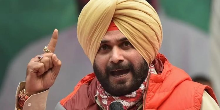For IPL 2024, Star enlists the iconic commentator Navjot Singh Sidhu, saying, "Hope is the biggest tope."