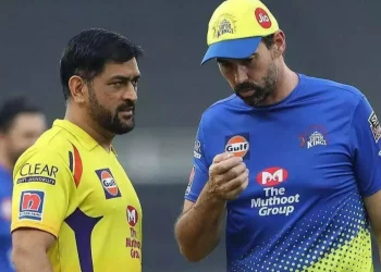 Stephen Fleming describes the scenes in the dressing room after Dhoni revealed the captaincy news, saying, "There wasn't a dry eye."