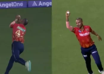 Watch: Shikhar Dhawan dismisses Head with a spectacular running behind catch