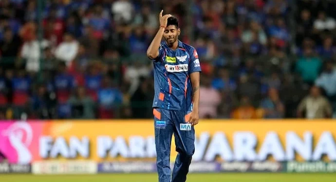 "Take the pressure and let the ball take care of the rest." - Matthew Hayden's guidance when dealing with Mayank Yadav