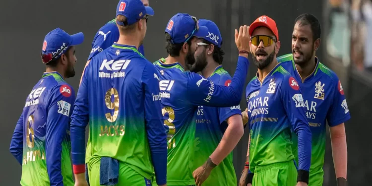 IPL 2024: Match 36 features highlights from Royal Challengers Bengaluru's second innings versus KKR