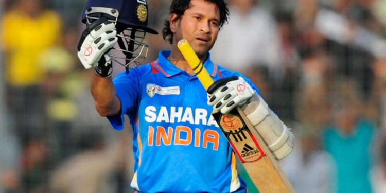 What was Sachin Tendulkar's average batting score in positions 1 to 10?