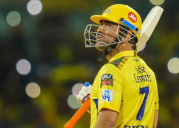 "The biggest cheer of the day will go to MS Dhoni." Prior to the MI-CSK match, Aaron Finch