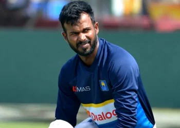 "There's a chance we play three spinners occasionally." - Upul Tharanga considers Sri Lanka's bowling lineup for the Twenty20 World Cup.