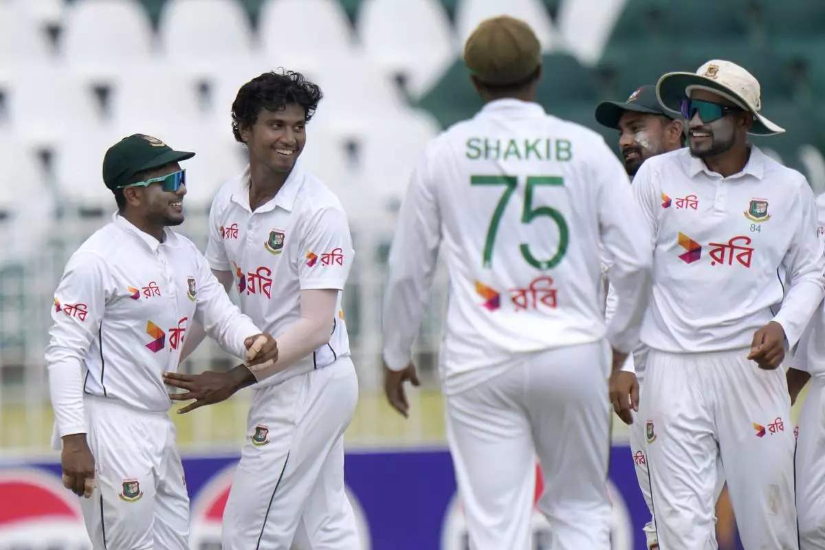 Twitter Reactions: Hasan Mahmud knocks out Pakistan with five wickets, rain stops Bangladesh's clean sweep in second Test on 4 day