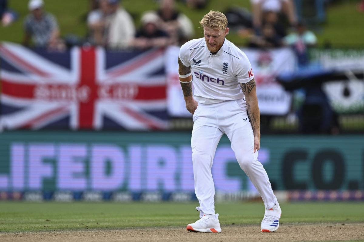 NZ vs ENG 2024: Ben Stokes walks of field in 3rd Test due to hamstrings injury